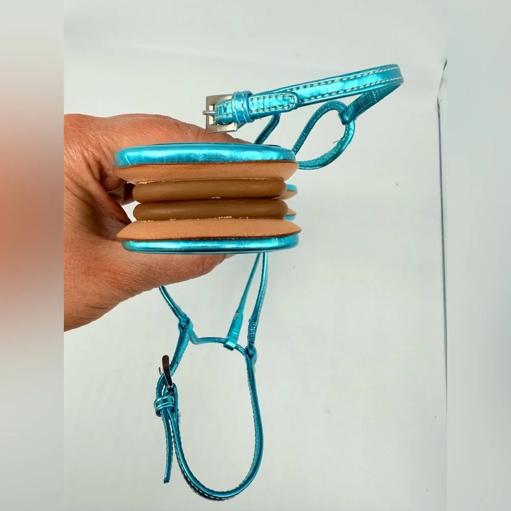 Prada Metallic Blue/ Turquoise patent leather T- strap Thong flat sandals EU 38 - Picture 6 of 9